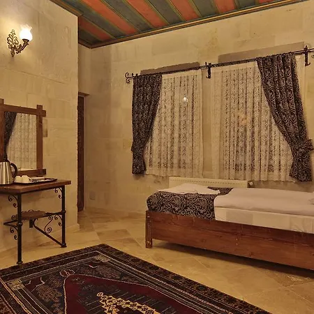 Cappadocia Cave Land מלון